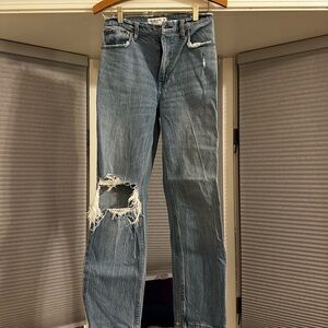 The 90’s Straight Ultra High Rise Distressed Light Blue Jeans